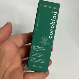 Cocokind chlorophyll discoloration serum 1 fl oz bottle